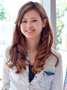 スタッフの写真3